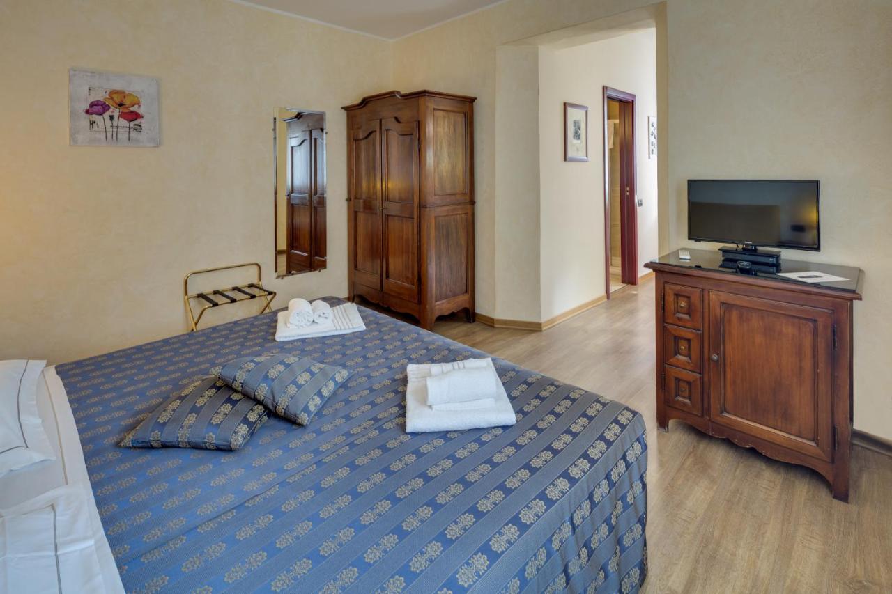 Castello Rosso Hotell Costigliole Saluzzo Exteriör bild