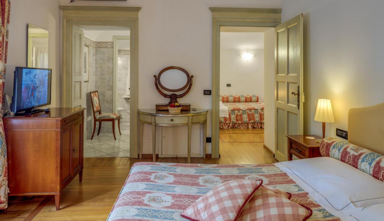 Castello Rosso Hotell Costigliole Saluzzo Exteriör bild