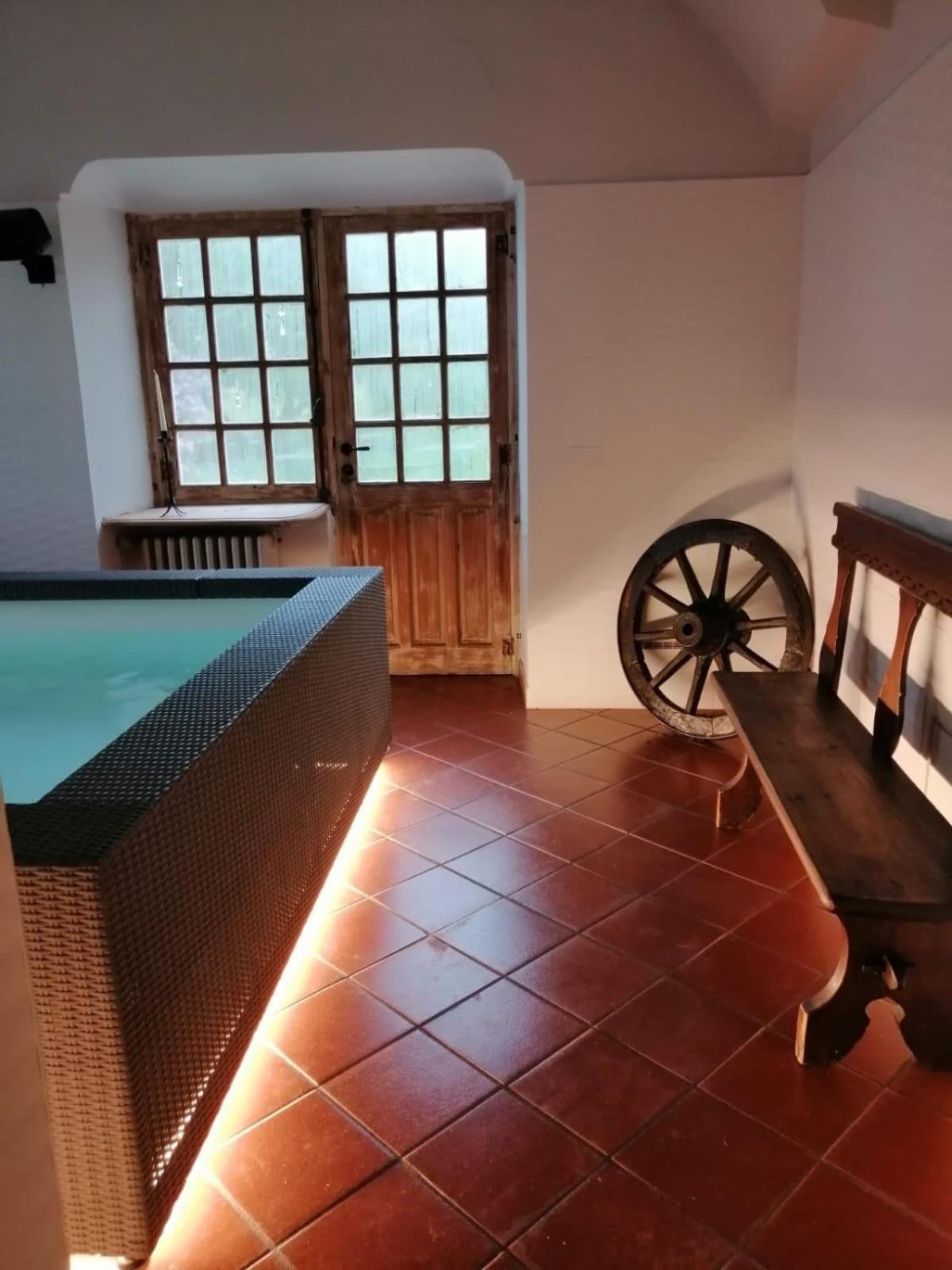Castello Rosso Hotell Costigliole Saluzzo Exteriör bild