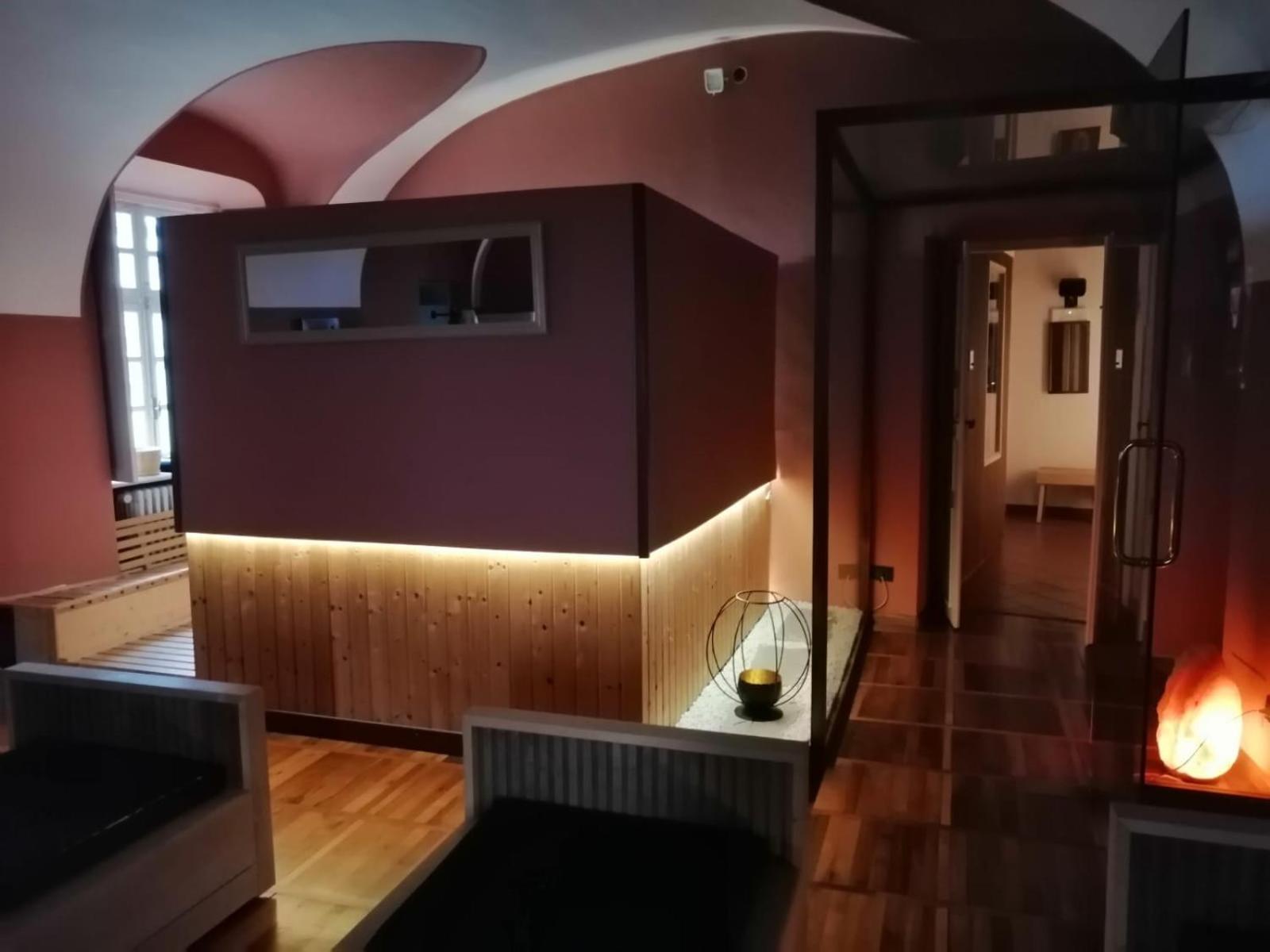 Castello Rosso Hotell Costigliole Saluzzo Exteriör bild